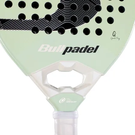 Ракетка для падела BULLPADEL Elite 02 2027, 497248,для профес-в, стекловолокно, карбон, молочн.,черн за 44&nbsp;339.40 ₽ купить в Владимире